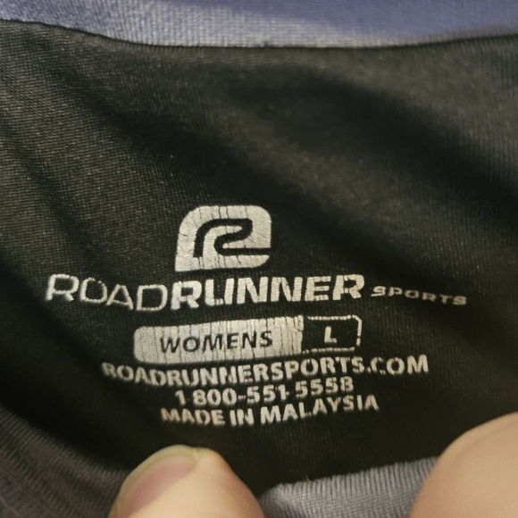 Road Runner Sports Women's Size L Gray Shorts Snake Skin Lining Back Pocket - Picture 3 of 6